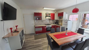 Apartma4us